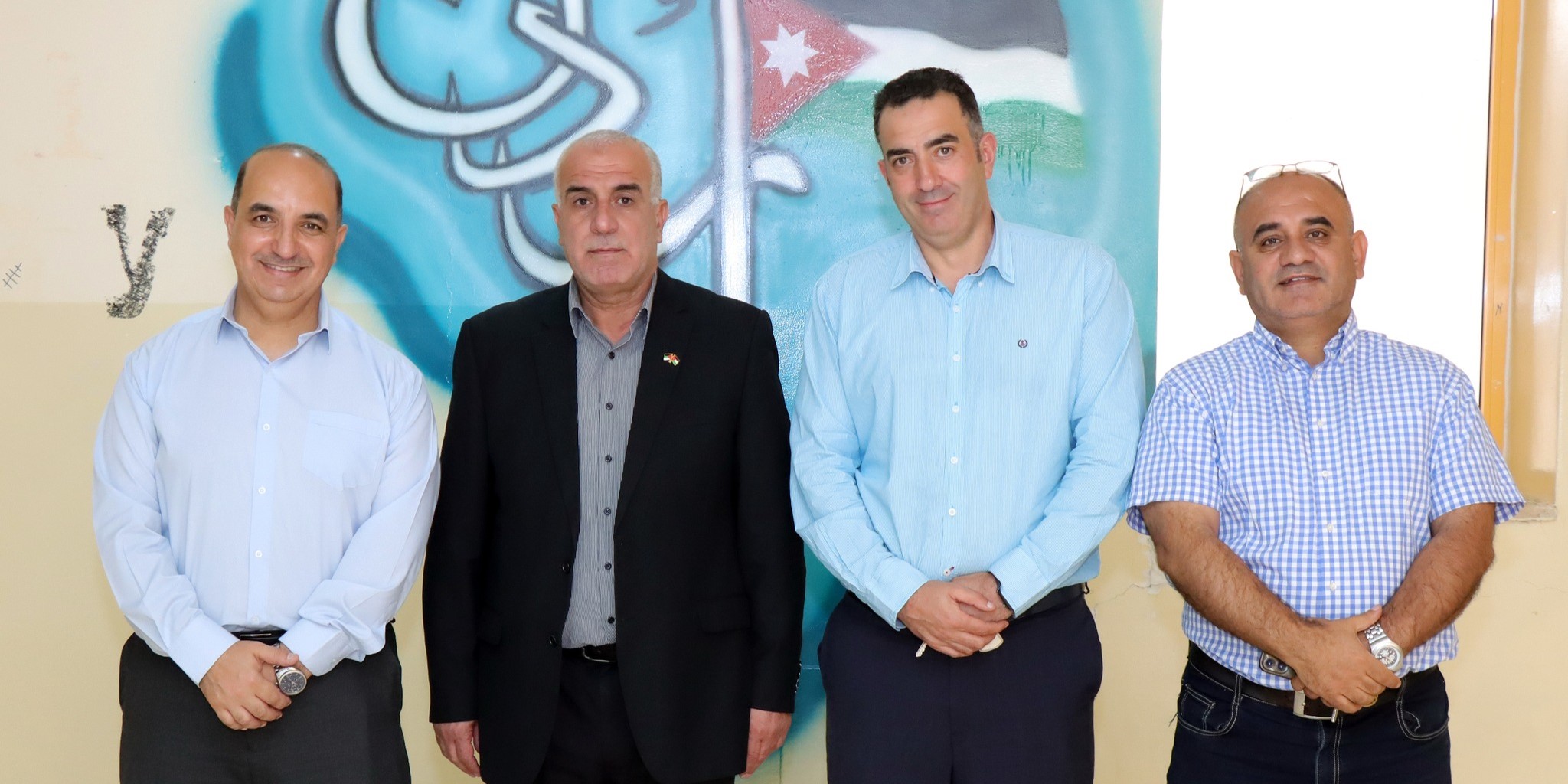  رئيس جامعة الحسين بن طلال يزور عمادة البحث العلمي ويُحدّد موقع مركز الابتكار والإبداع والريادة